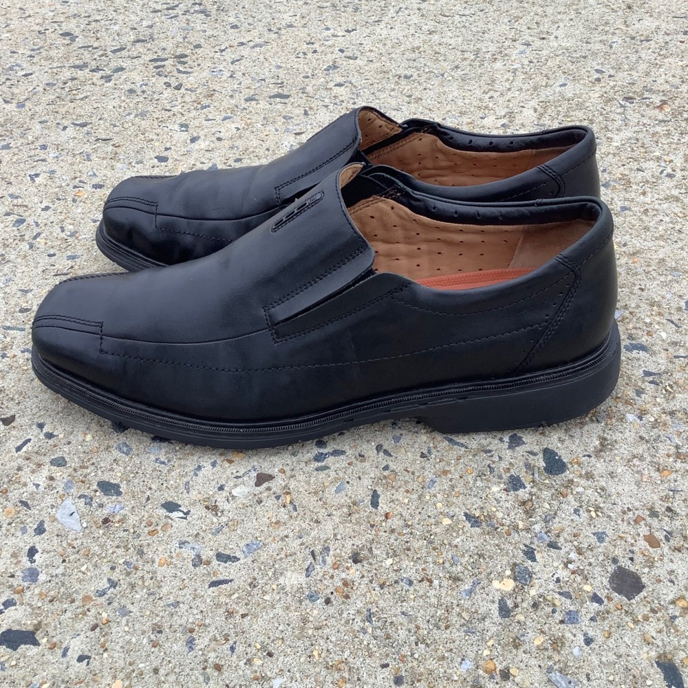 Clarks Unstructured 1825 Men Black Leather SlipOn Loafers Dress Shoes Square Toe